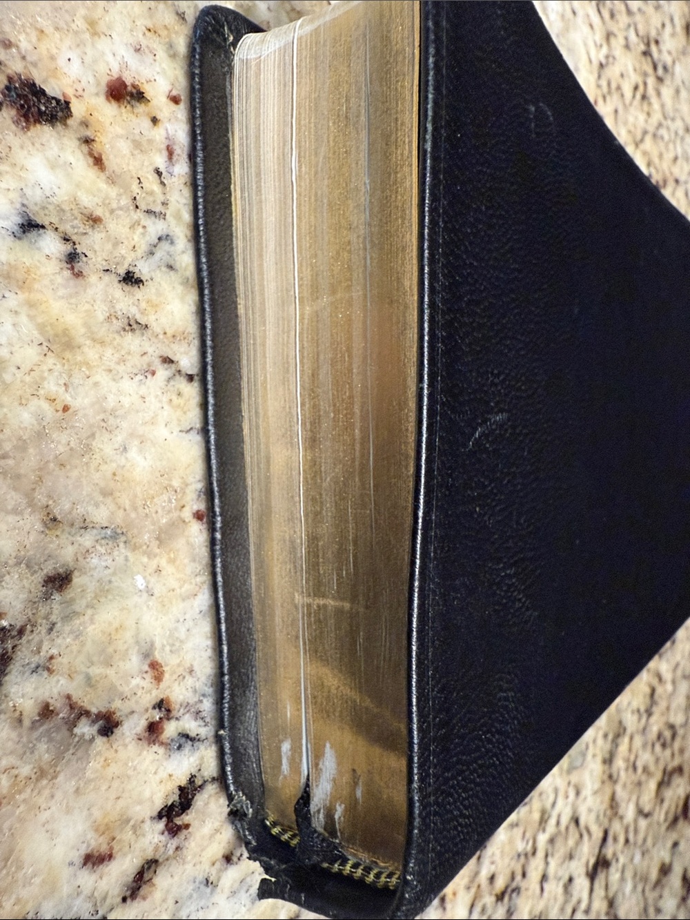 Holy Bible King James Version - Black Leather Cover - Picture 6 of 14